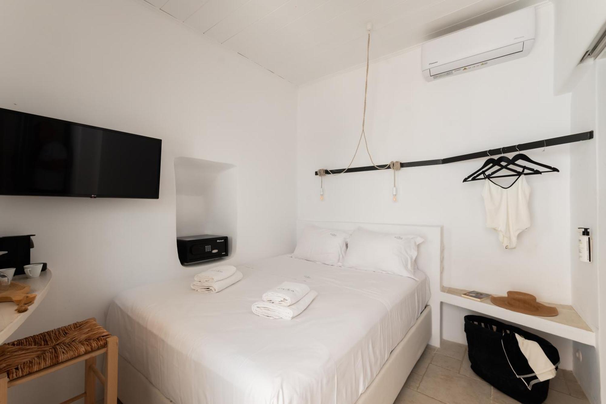 Aniko Suites White Alley Mykonos Town Экстерьер фото