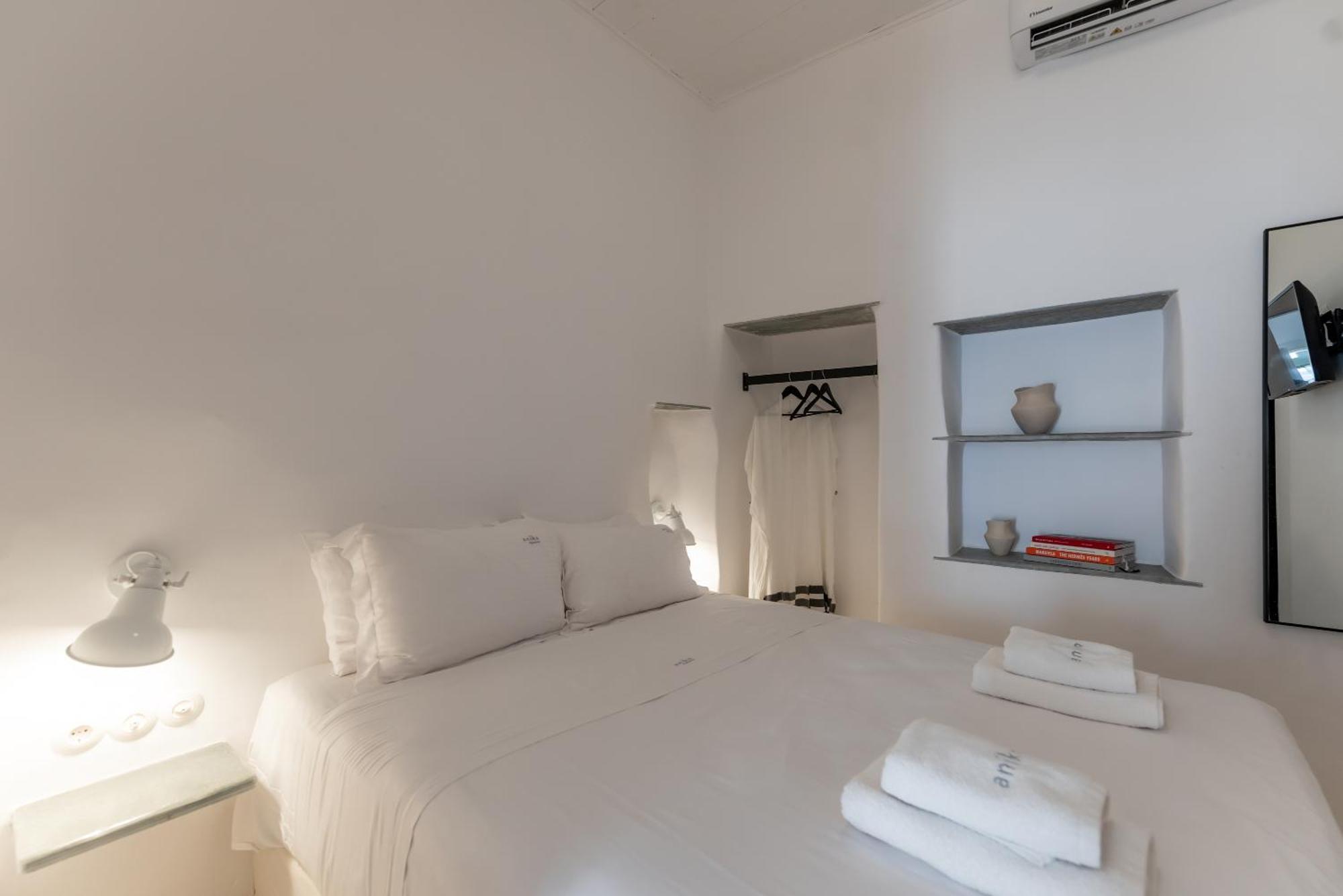 Aniko Suites White Alley Mykonos Town Экстерьер фото