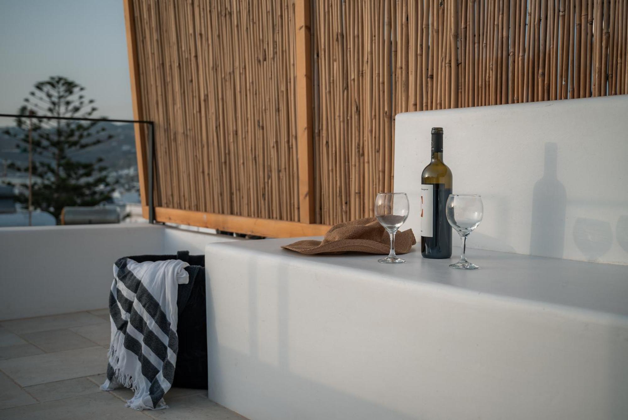 Aniko Suites White Alley Mykonos Town Экстерьер фото