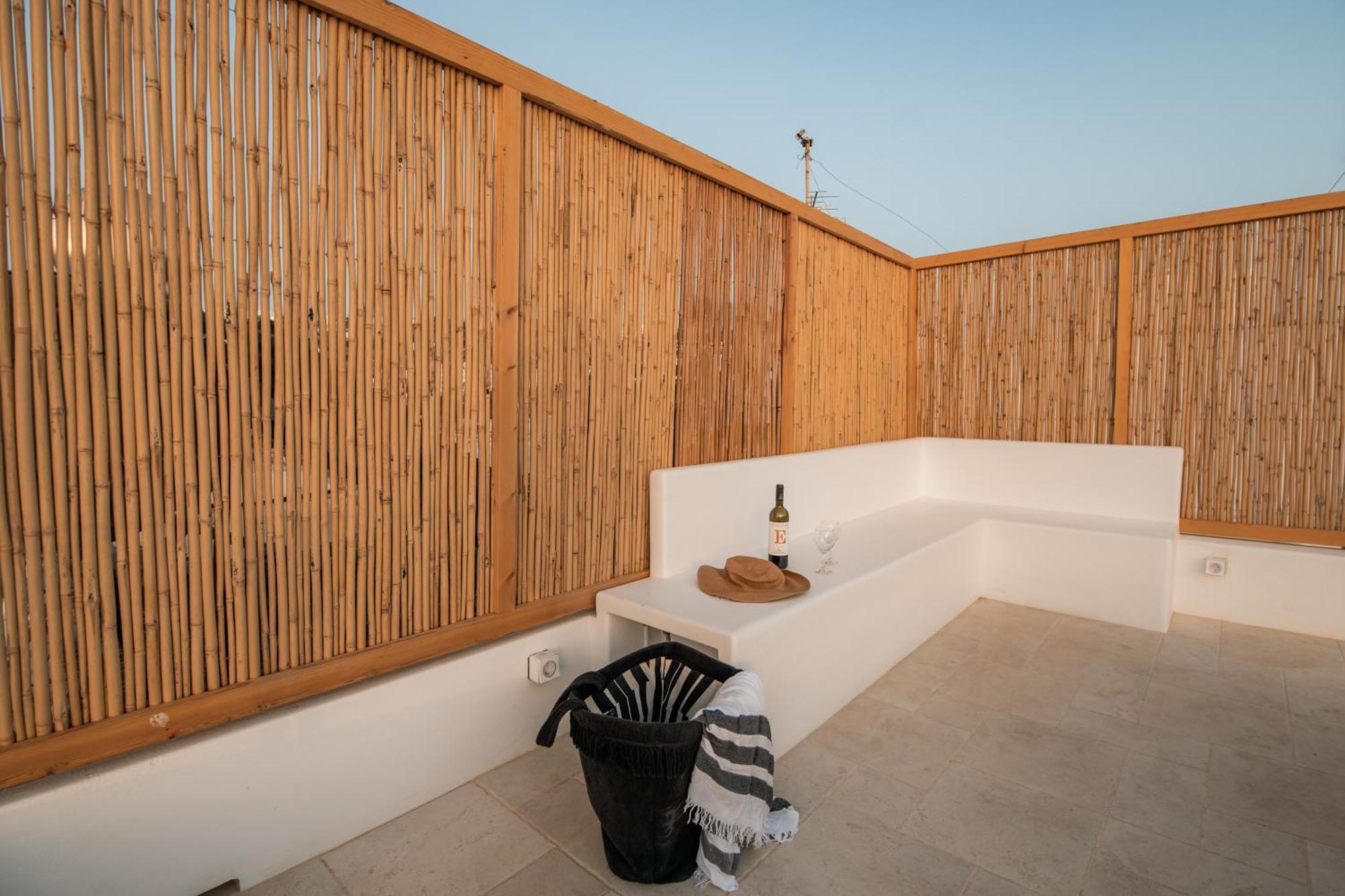 Aniko Suites White Alley Mykonos Town Экстерьер фото